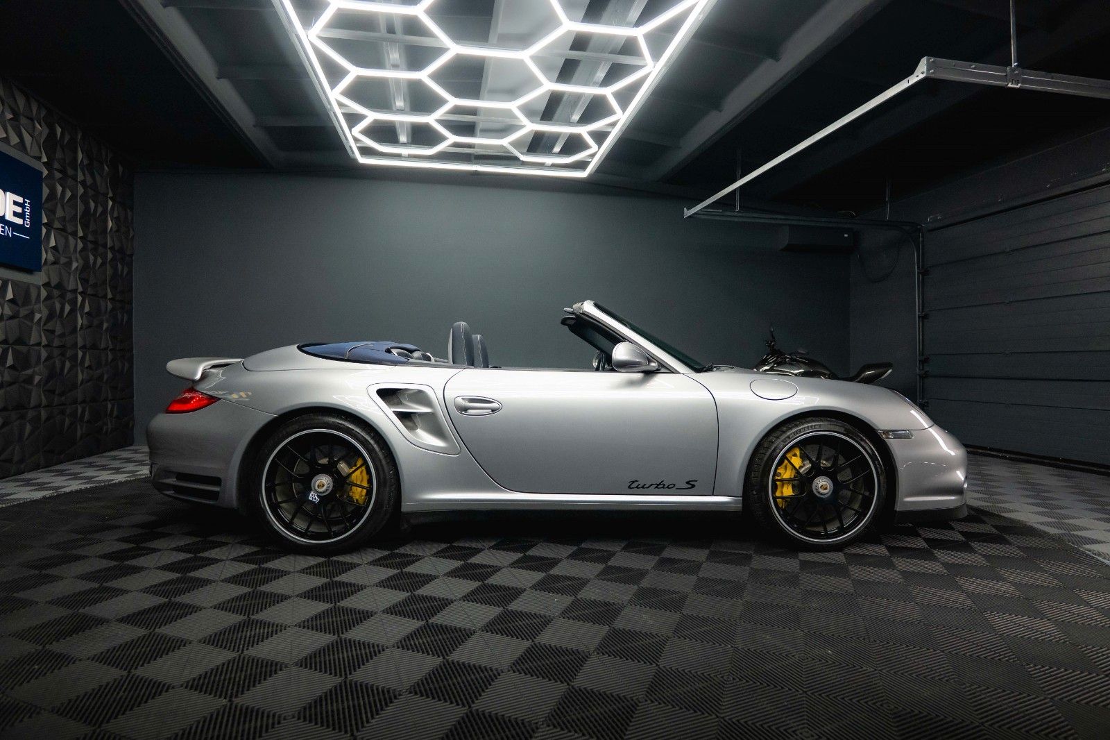 Fahrzeugabbildung Porsche 997.2 911 Turbo S Cabrio PDK*Keramik*Unfallfrei*