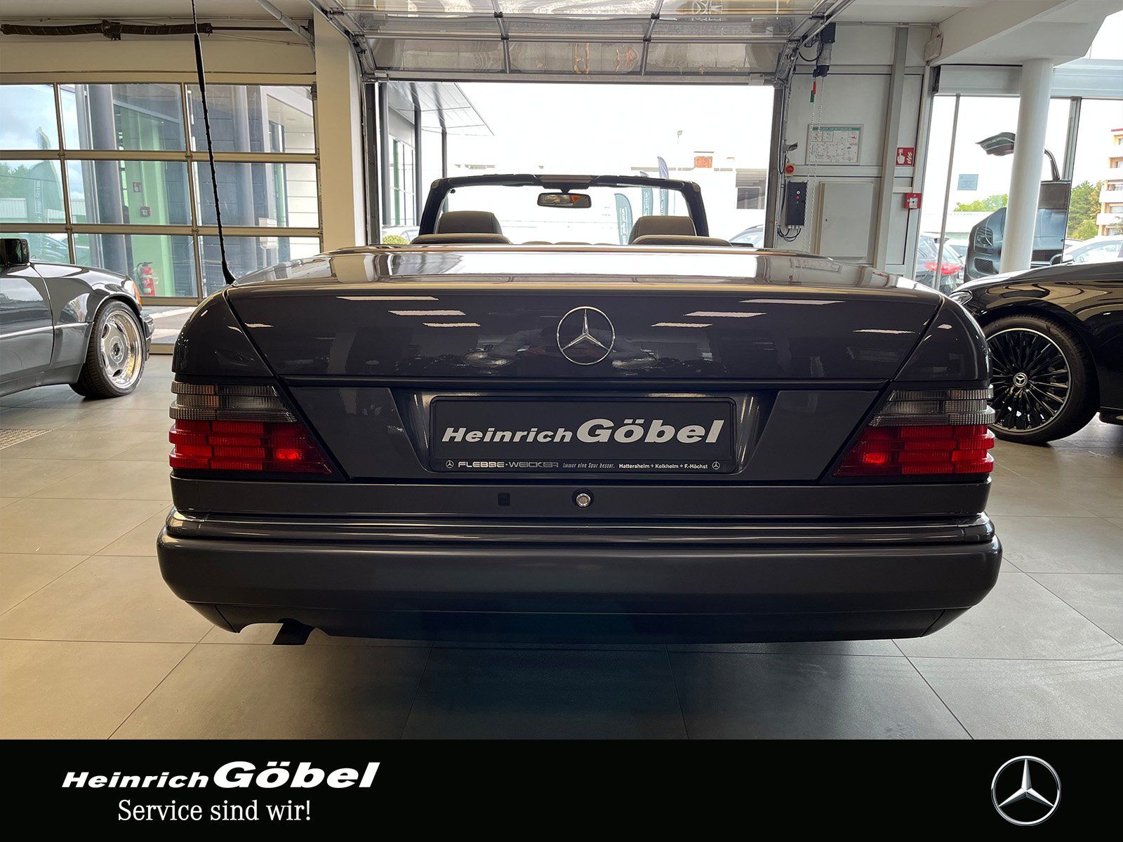 Fahrzeugabbildung Mercedes-Benz E 220 A124 Cabriolet Sportline 1.Hand