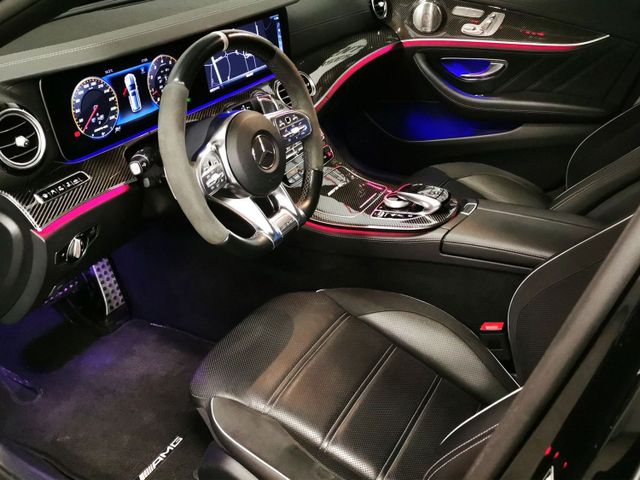 Mercedes-Benz E 63 AMG S 4Matic Navi Kamera CARBON Panorama AC