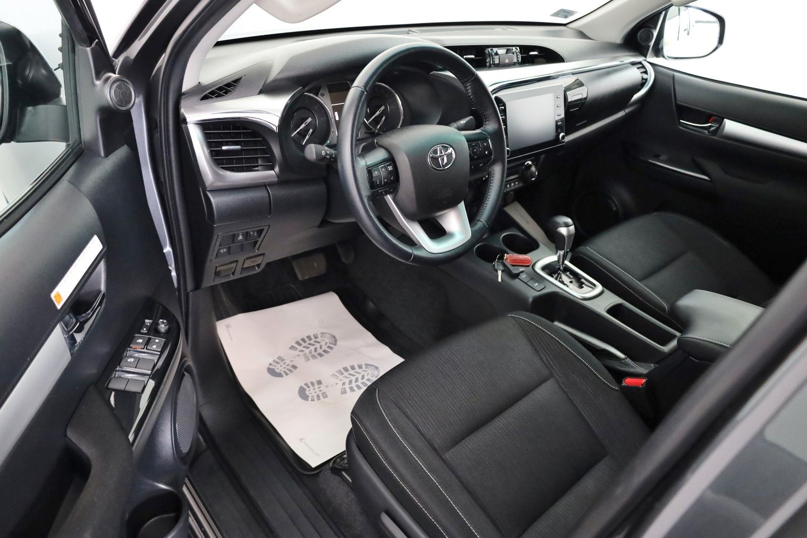 Fahrzeugabbildung Toyota Hilux 2.8 Comfort 4x4,Kamera,HardTop,CarPlay,AHK