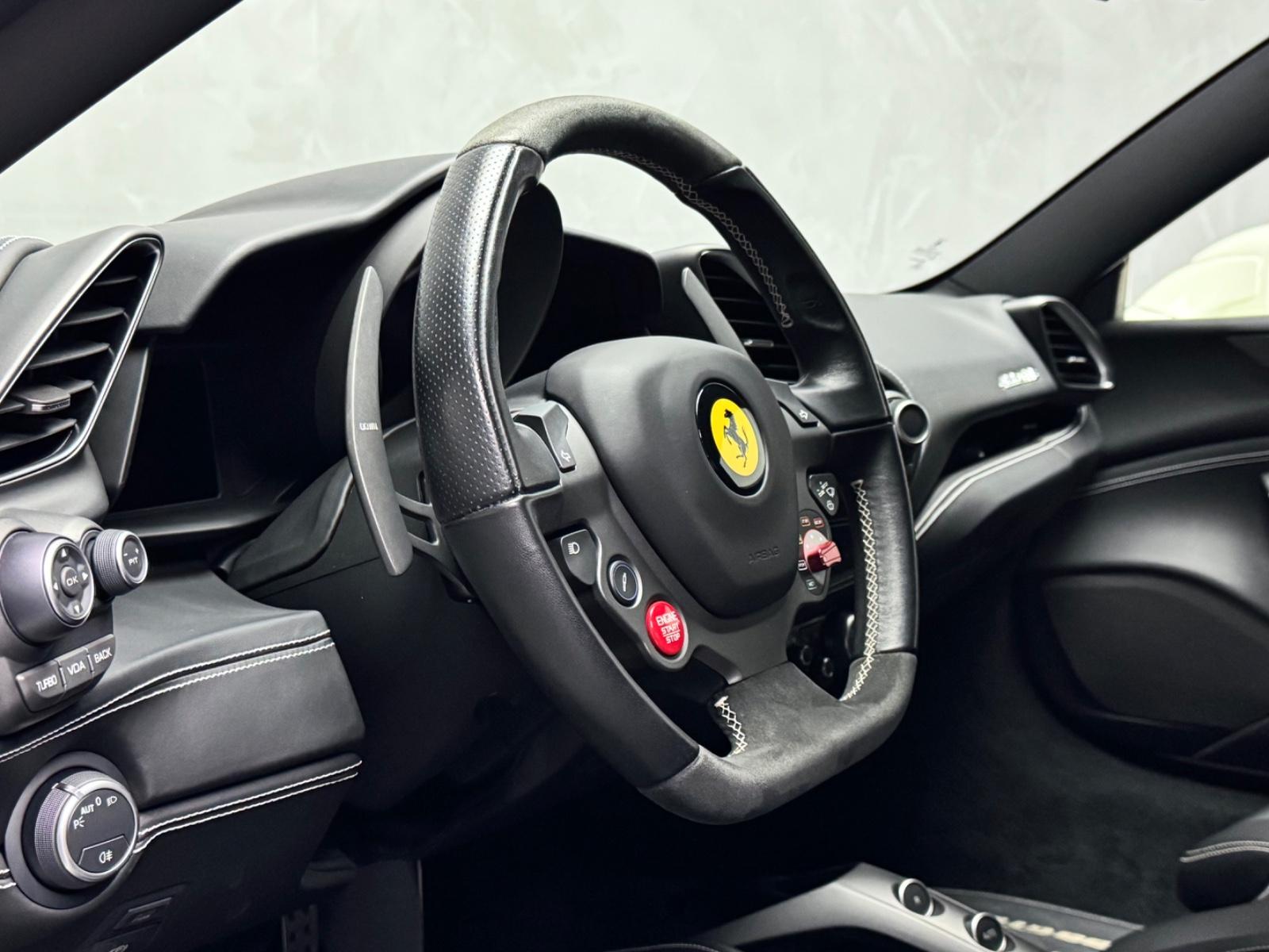 FERRARI 488 GTB CARBON RACING