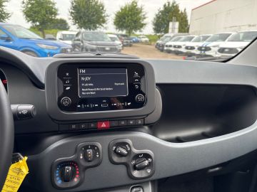 Bild 12 Fiat Panda Mild Hybrid 1.0 DAB Spurhalteass. Verkehrs