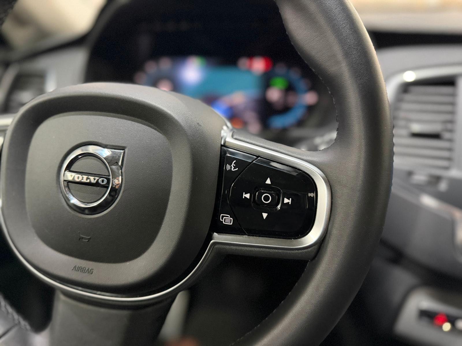 Volvo XC90 T8 Plug-In Hybrid AWD 1.Hand|7 Sitze|Leder