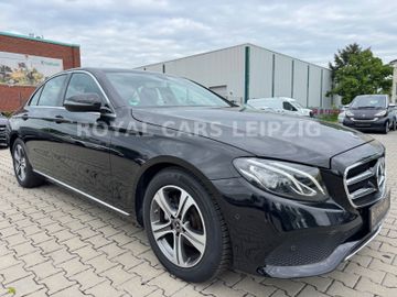 Mercedes E 220 - 1