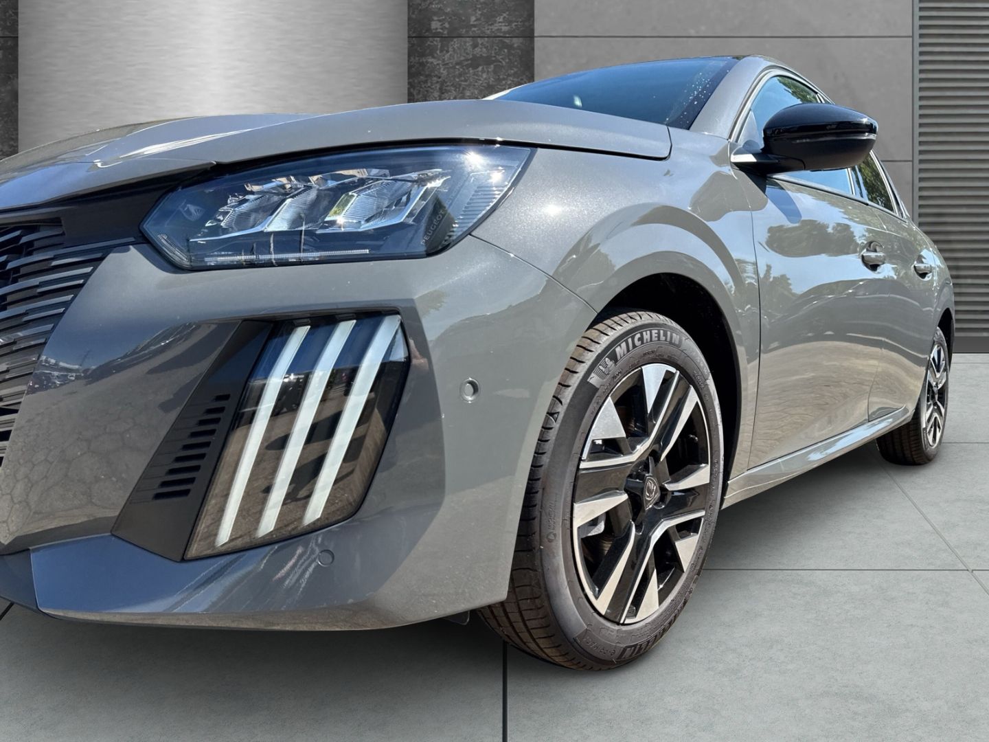 Peugeot 208 - Bild 4