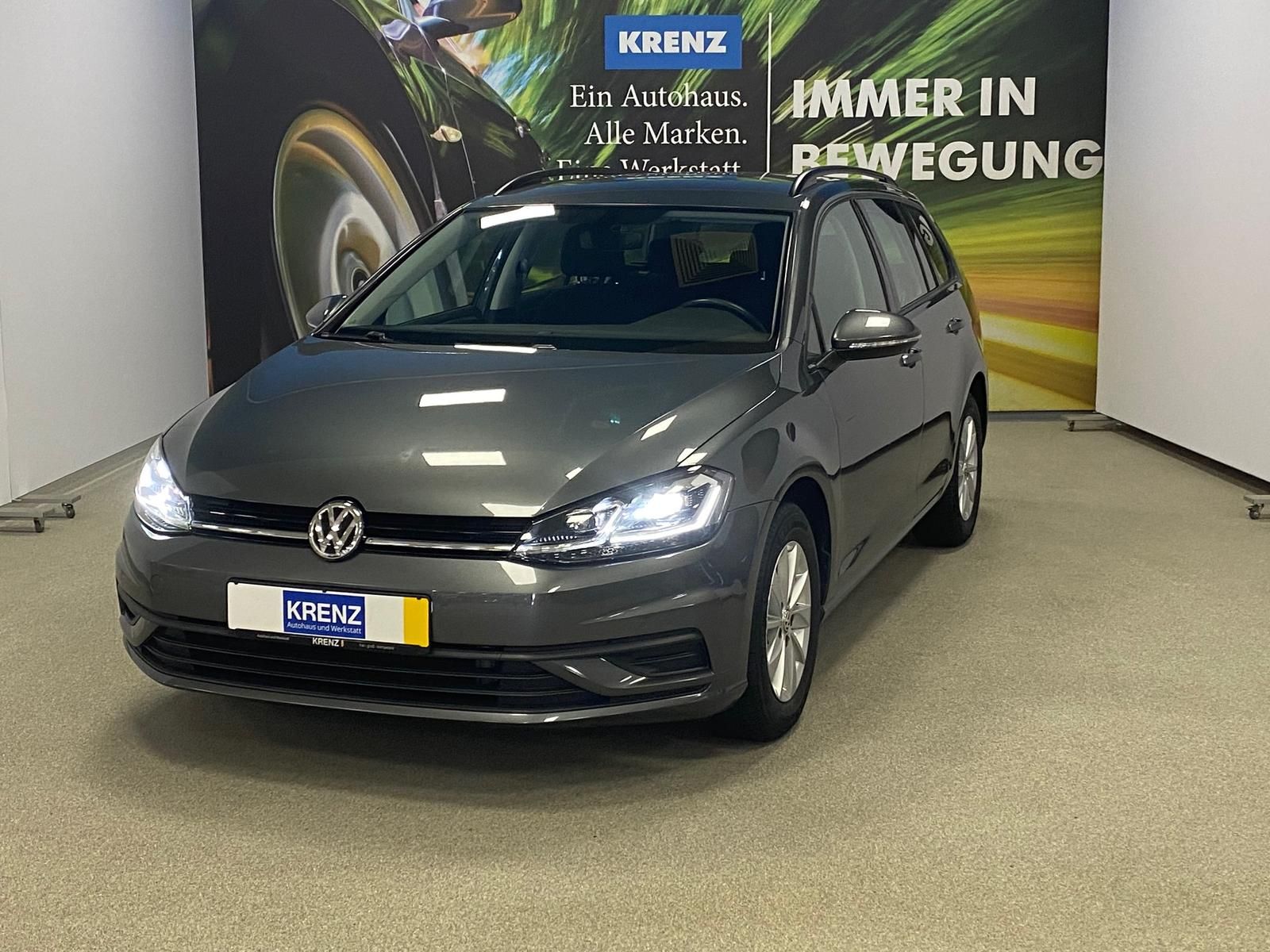 Fahrzeugabbildung Volkswagen Golf Variant 1.0 TSI Trendline BMT+KLIMA+PDC+LED