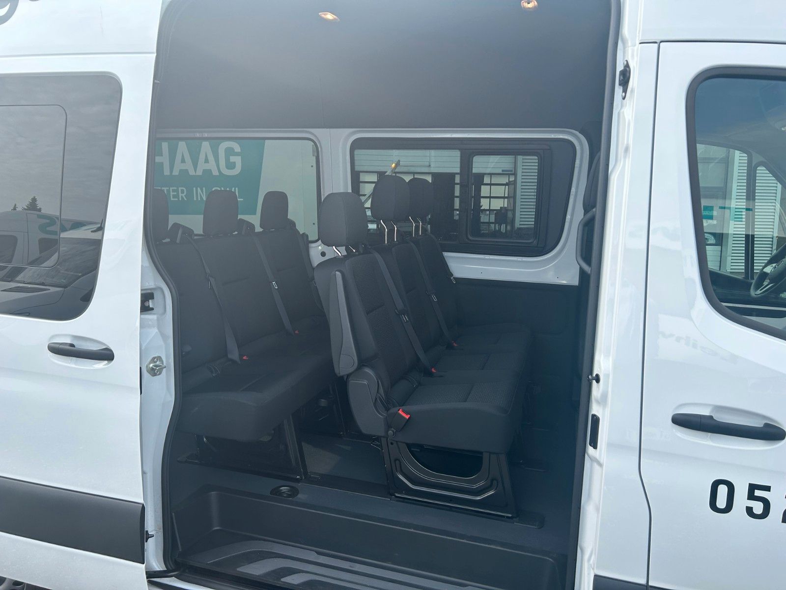 Fahrzeugabbildung Mercedes-Benz Sprinter III  317 CDI Tourer RWD