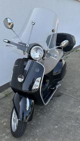 Vespa GTS 250 schwarz  - Offers matching your search criteria