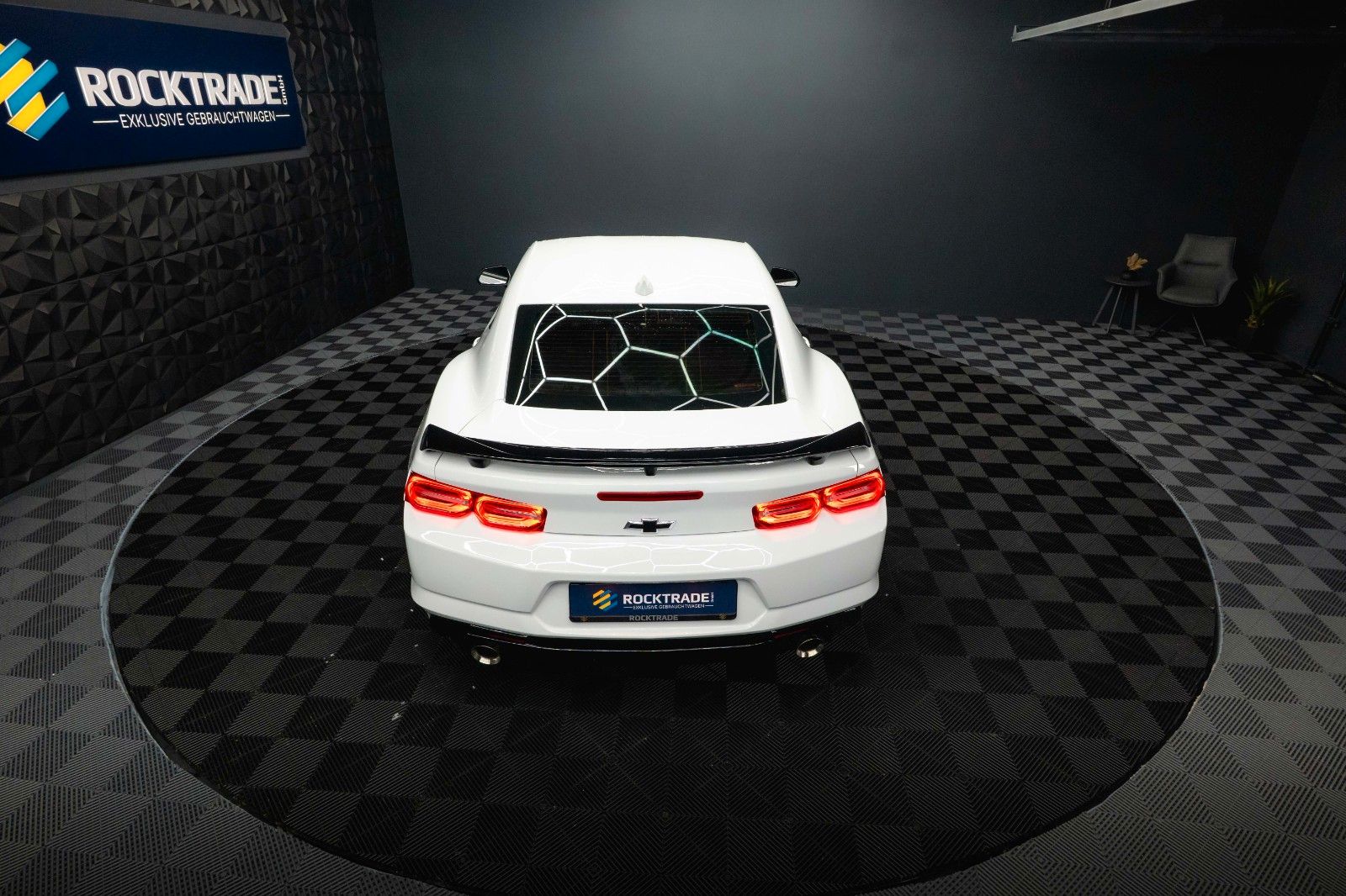 Fahrzeugabbildung Chevrolet Camaro 6.2 SS Coupe ZL1 LT1 Performance CarPlay