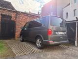 Volkswagen T6 Multivan, elektrische Türen, Scheckheftgepfl. - VW T6 Multivan Gebrauchtwagen in Hannover