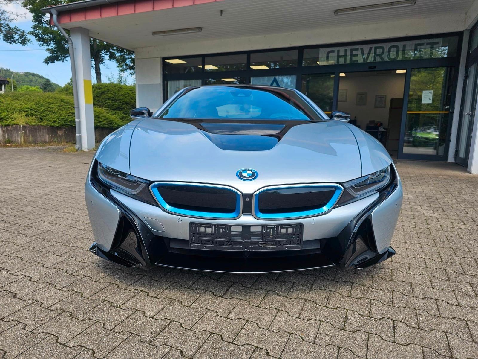 BMW i8 Baureihe i8 Coupe Basis