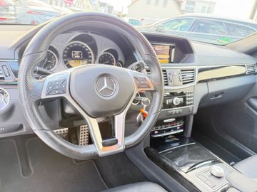Mercedes E 200 - 5