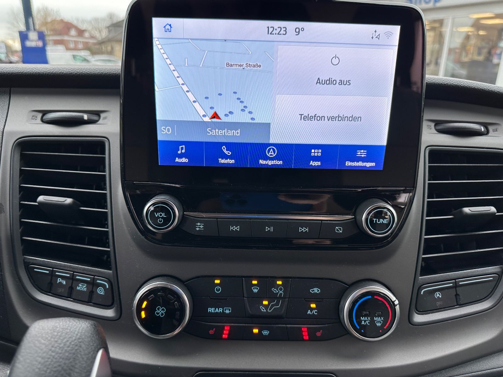 Fahrzeugabbildung Ford Transit Dreamer CapLand 2.0 TDCi AHK/Xenon/Navi