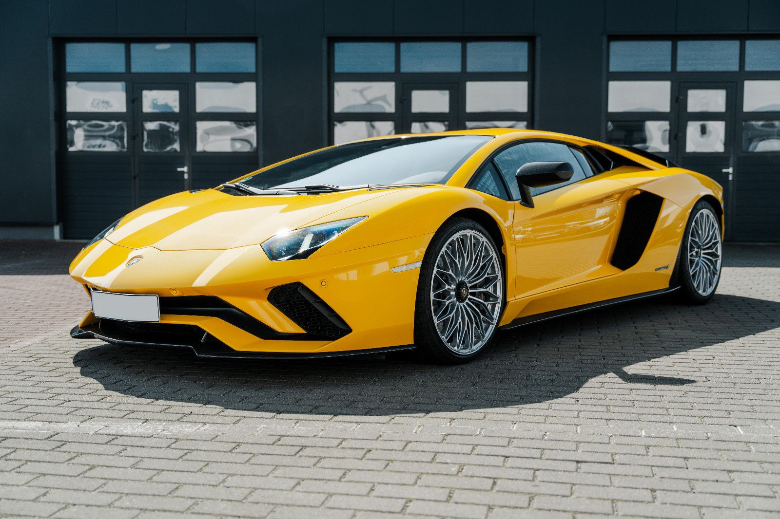 Fahrzeugabbildung Lamborghini Aventador S VOLL Ausstattung *Mietkauf möglich