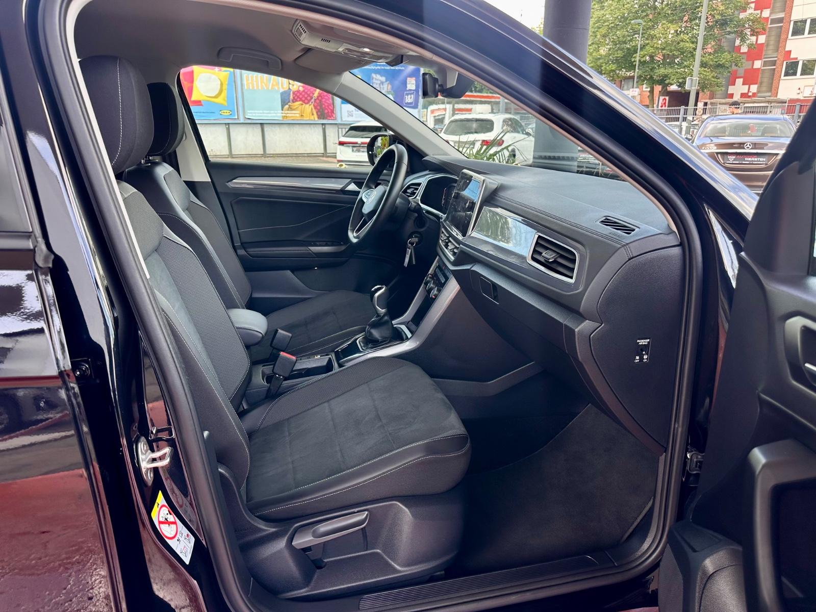 Volkswagen T-Roc 1.5 TSI Style LED App-Connect 1.Hand, миниатюра 21
