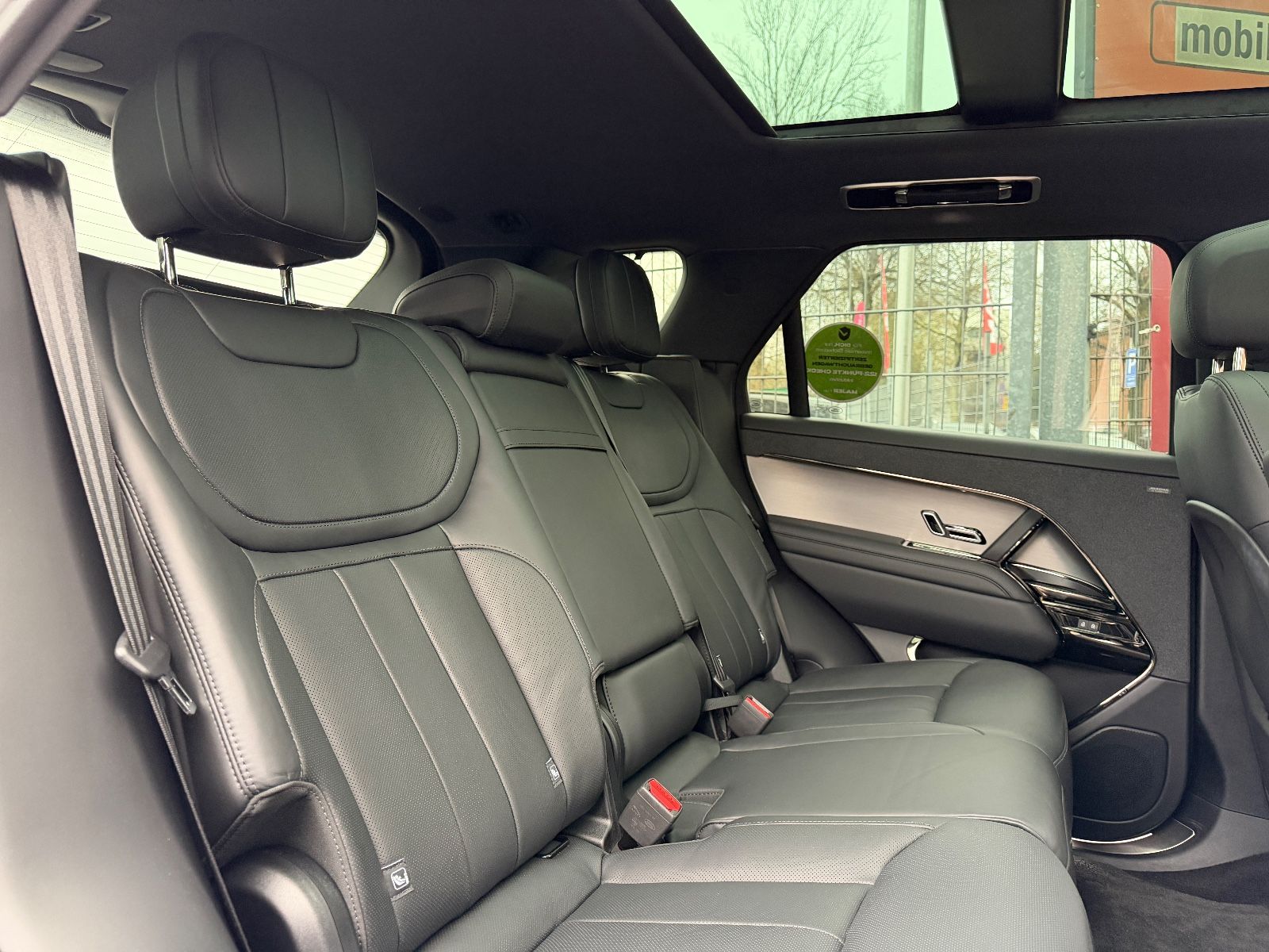 Fahrzeugabbildung Land Rover Range Rover Sport SE*HEADUP*LED*MERIDIAN*MEMORY