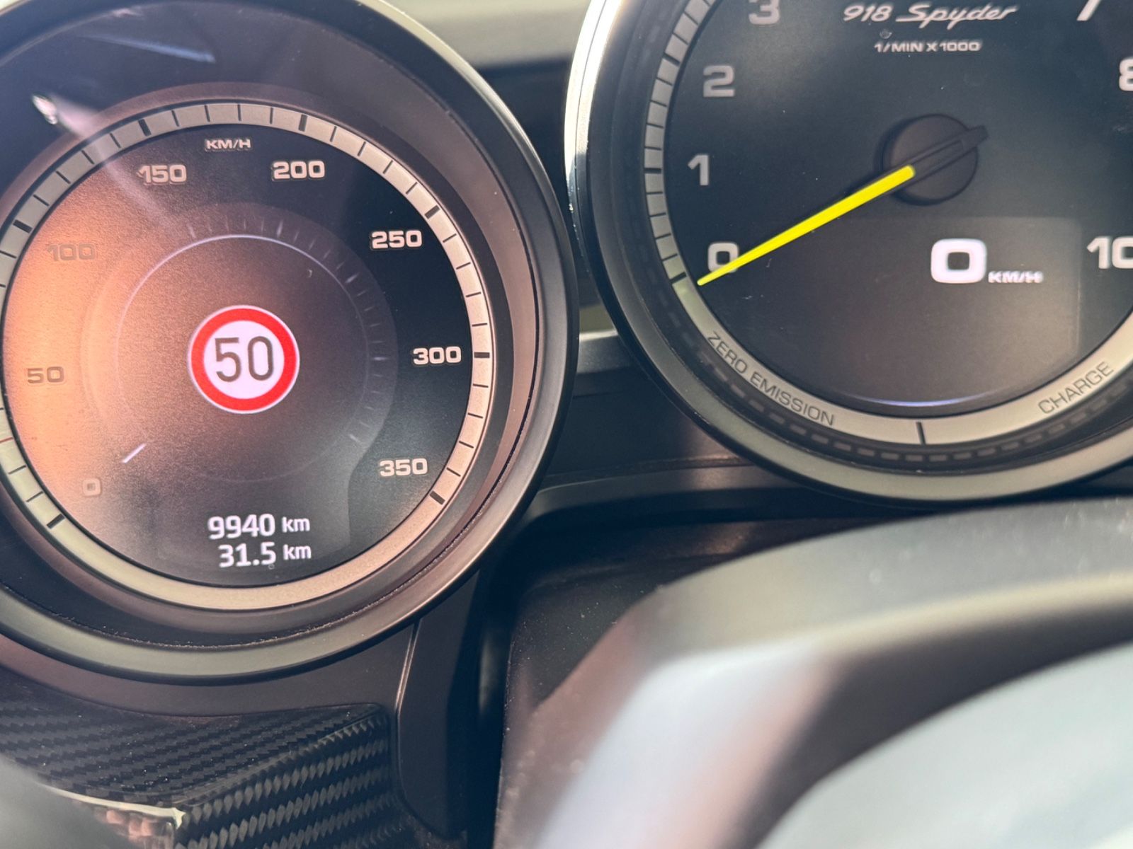 Porsche 918 Spyder METEORGRAU  LIFT 9