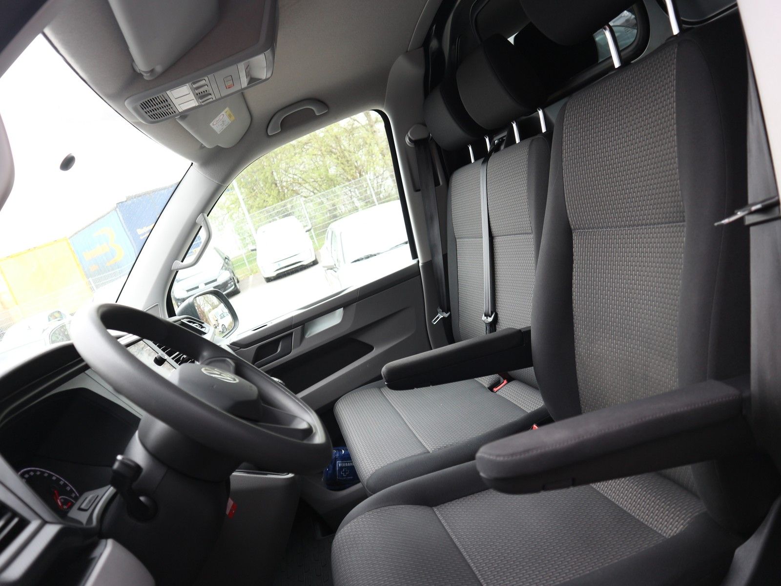 Volkswagen T6 andere - Bild 8