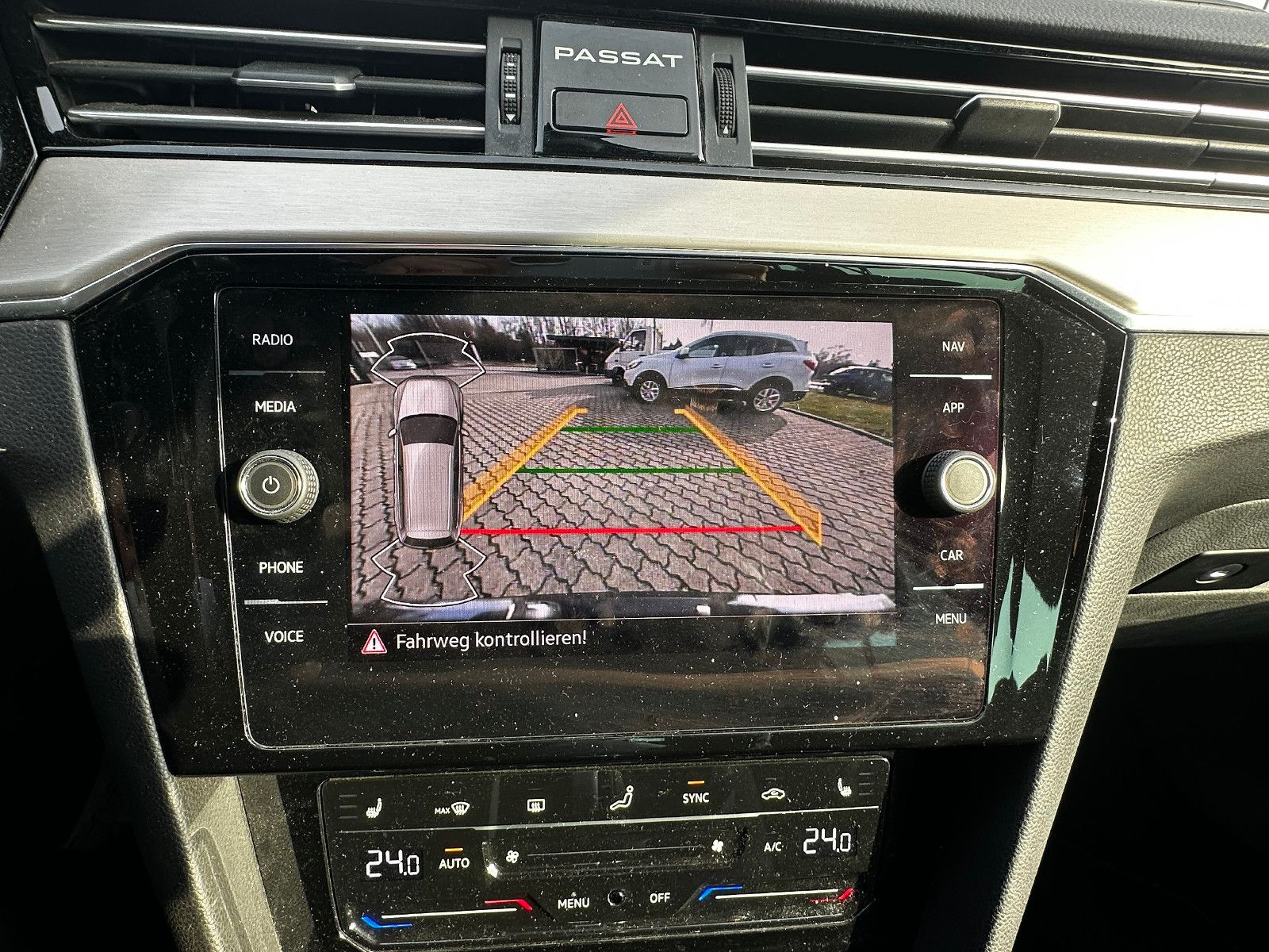 Fahrzeugabbildung Volkswagen Passat Variant Alltrack 4Motion