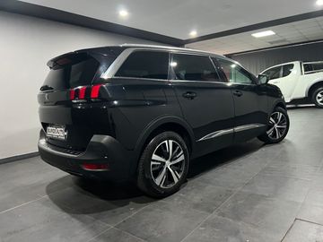 Peugeot 5008 - 5