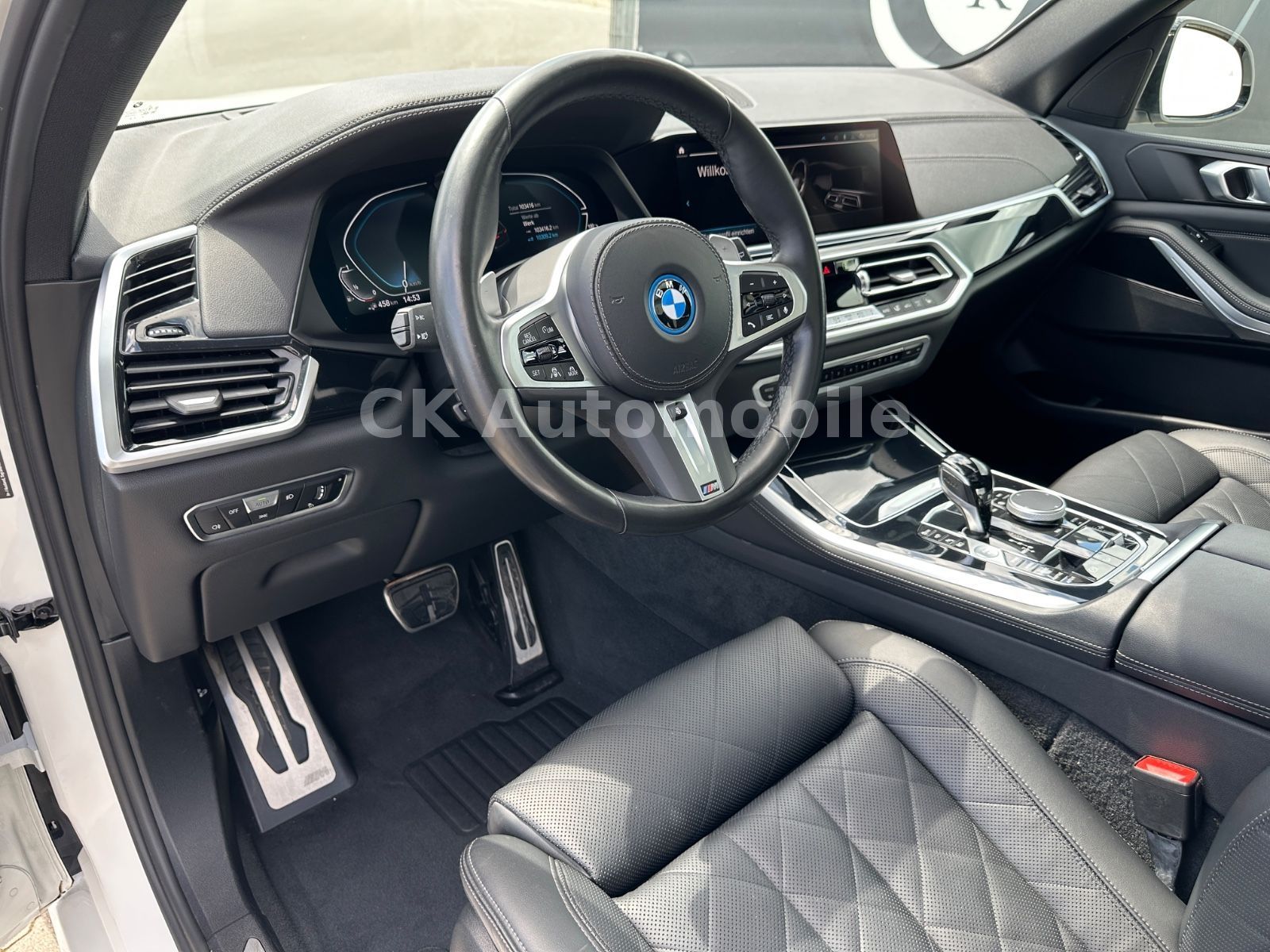 Fahrzeugabbildung BMW X5 xDrive 45 e M Sport/Pano/Laser/Kam360°/AHK