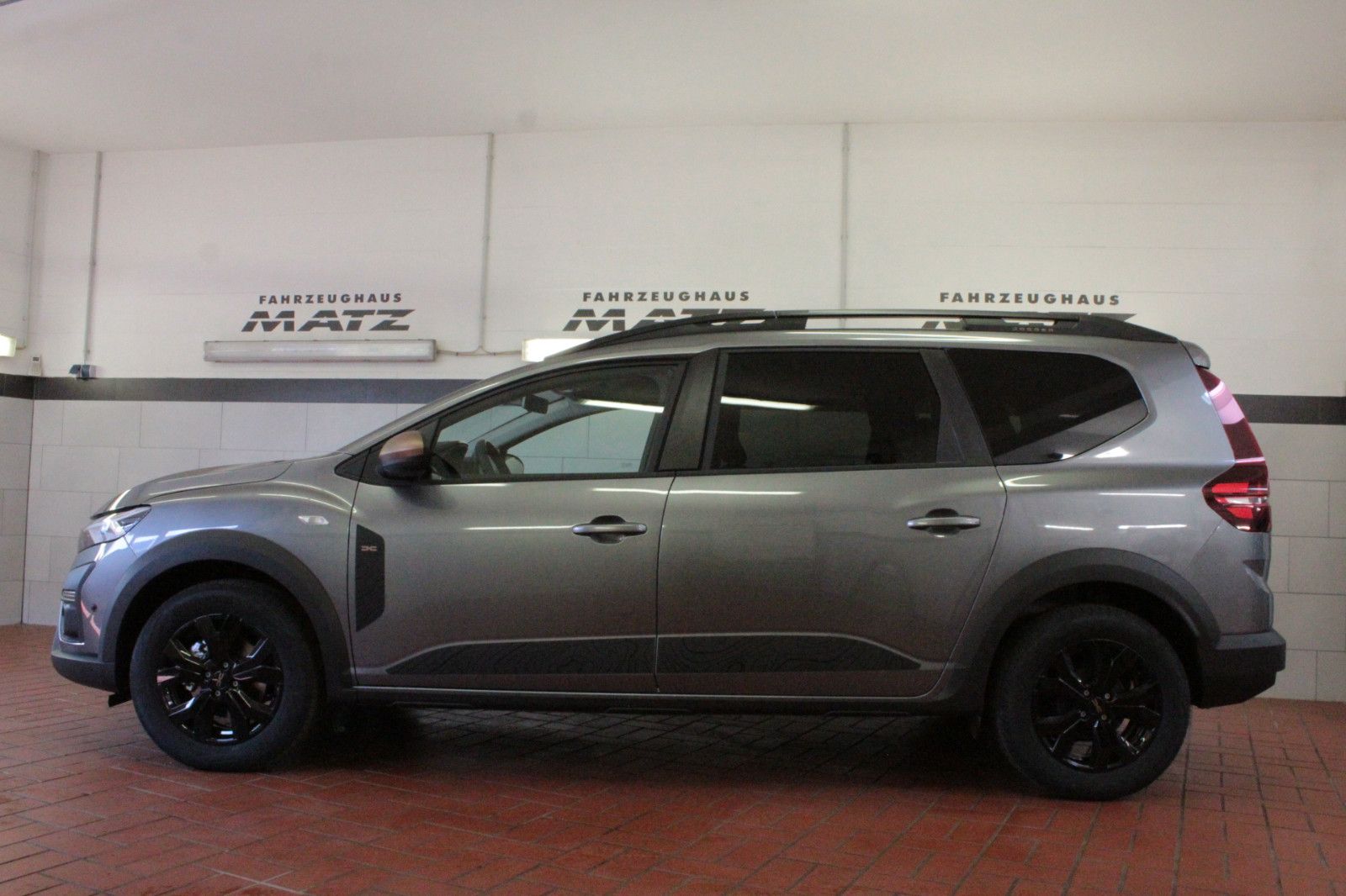 Fahrzeugabbildung Dacia Jogger Hybrid 140 Extreme 5-Sitzer*Winterpaket*