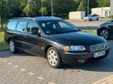 Volvo V70 II 2.4 D5 TÜV Neu - Volvo V70: Ii