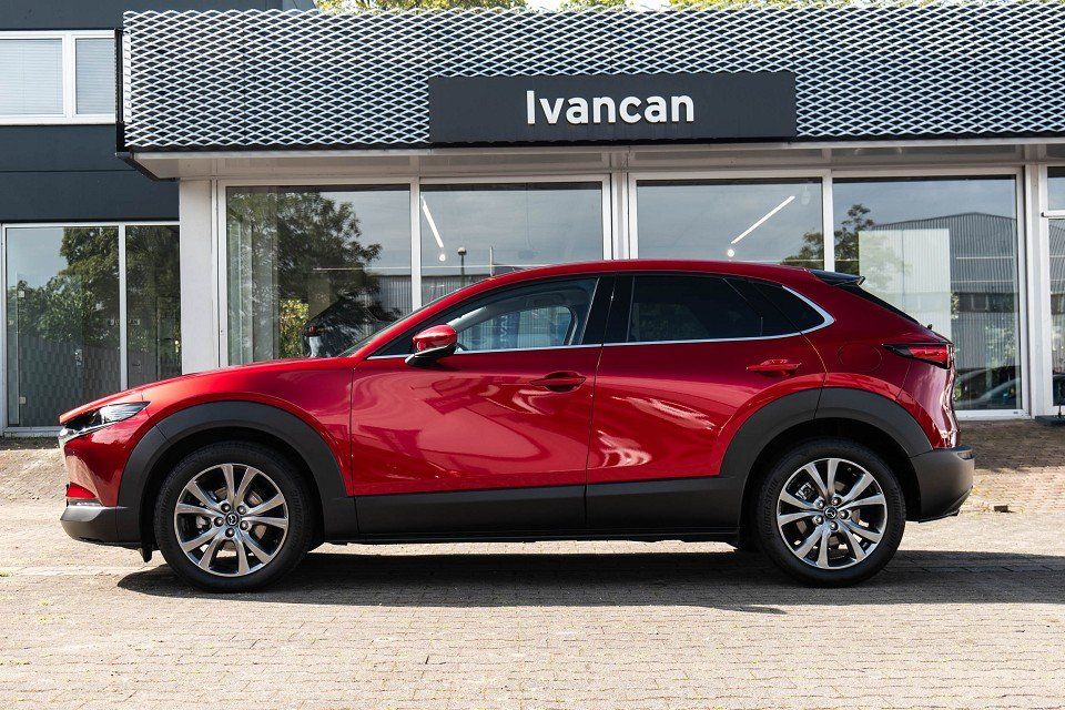 Fahrzeugabbildung Mazda CX-30 X 2.0i 186PS AWD A/T SELECTION DES-P PRE-P