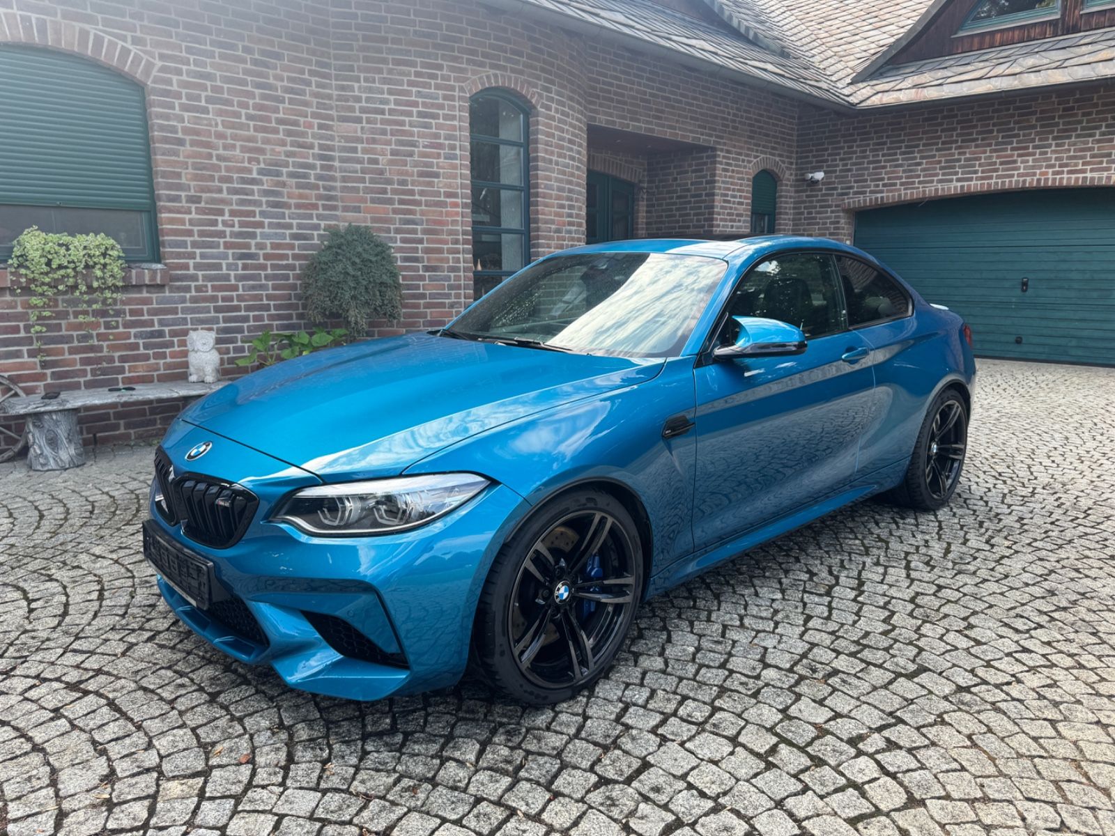 BMW M2 Coupe Competition/H&amp;K/SCHIEBEDACH/RKamera