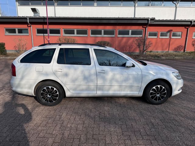 Skoda 2.0 TDI Octavia Combi Elegance