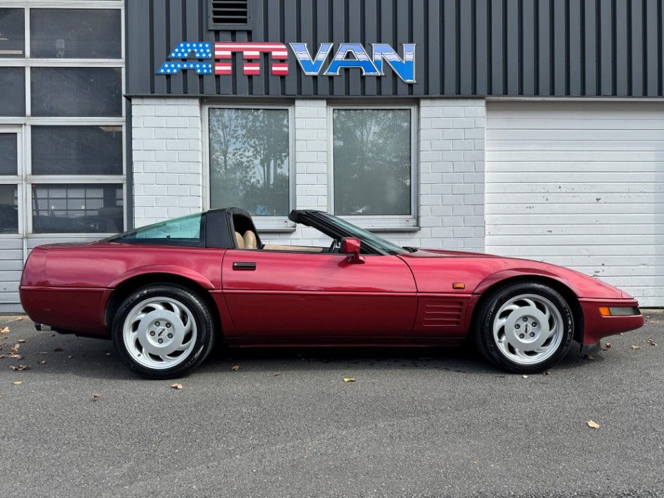 Fahrzeugabbildung Corvette C4 Targa 5.7 TPI Schweiz Import H Zulassung