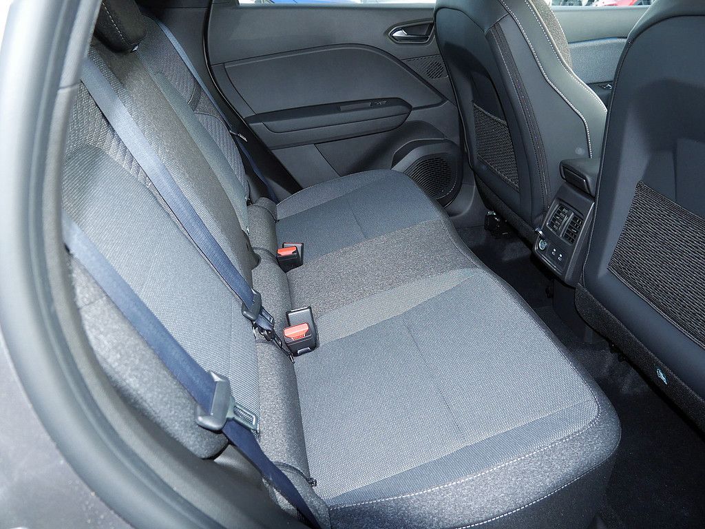 Fahrzeugabbildung Renault Captur Techno TCe 115