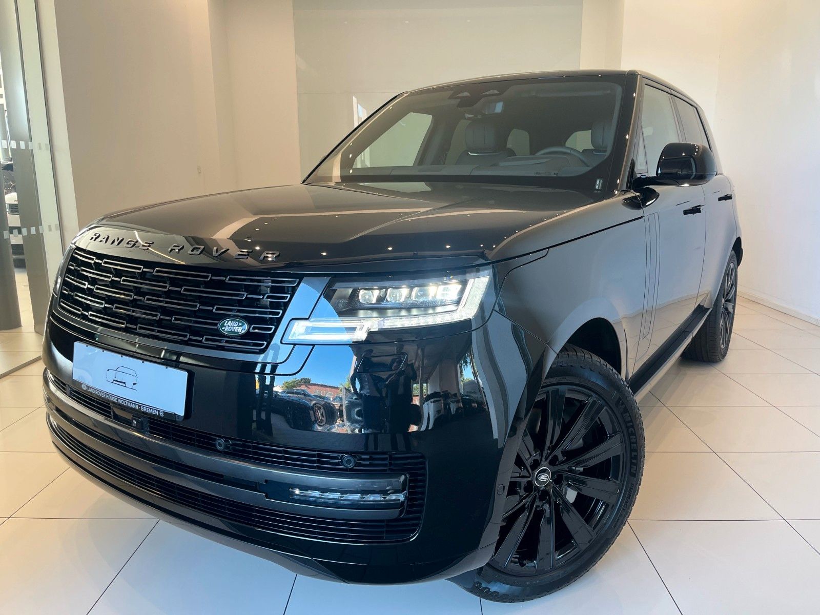 Fahrzeugabbildung Land Rover Range Rover P460e HSE Hybrid AHK & Panoramadach