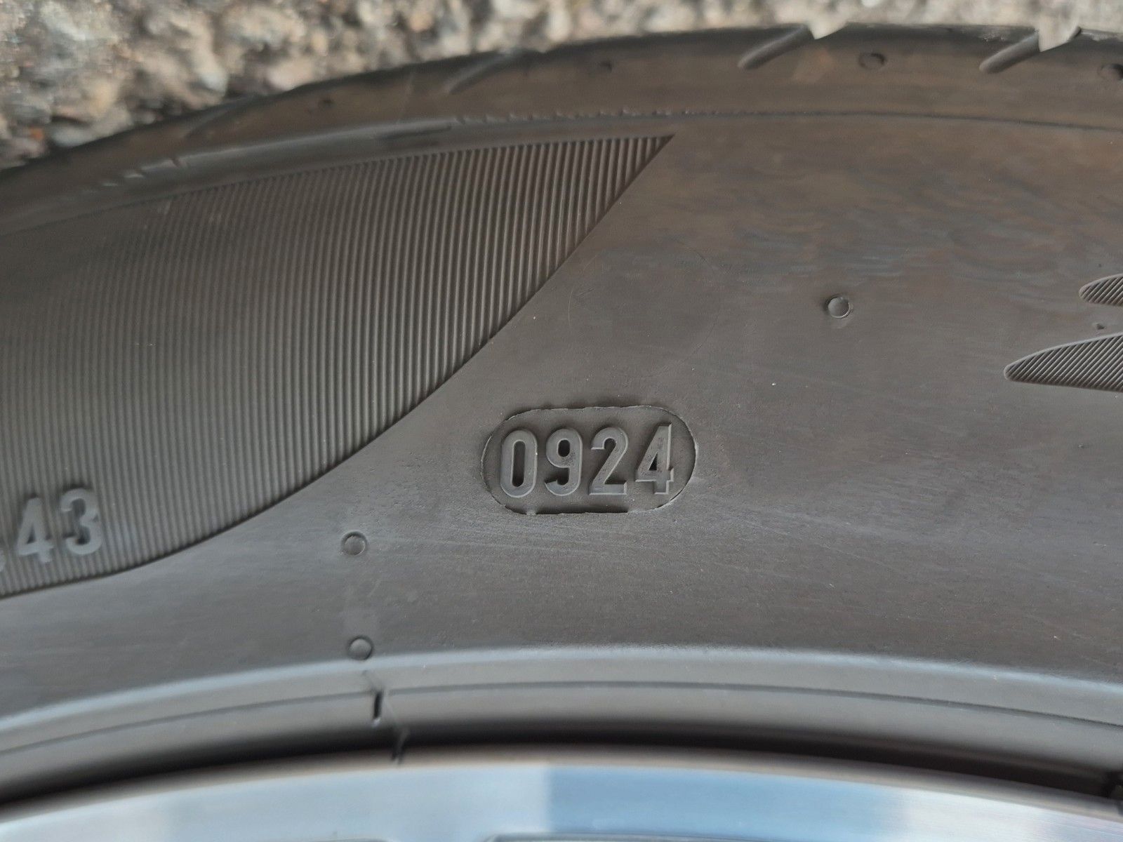 Fahrzeugabbildung Porsche CAYENNE COUPE PANO BOSE KAM 21" SPORTCHRONO