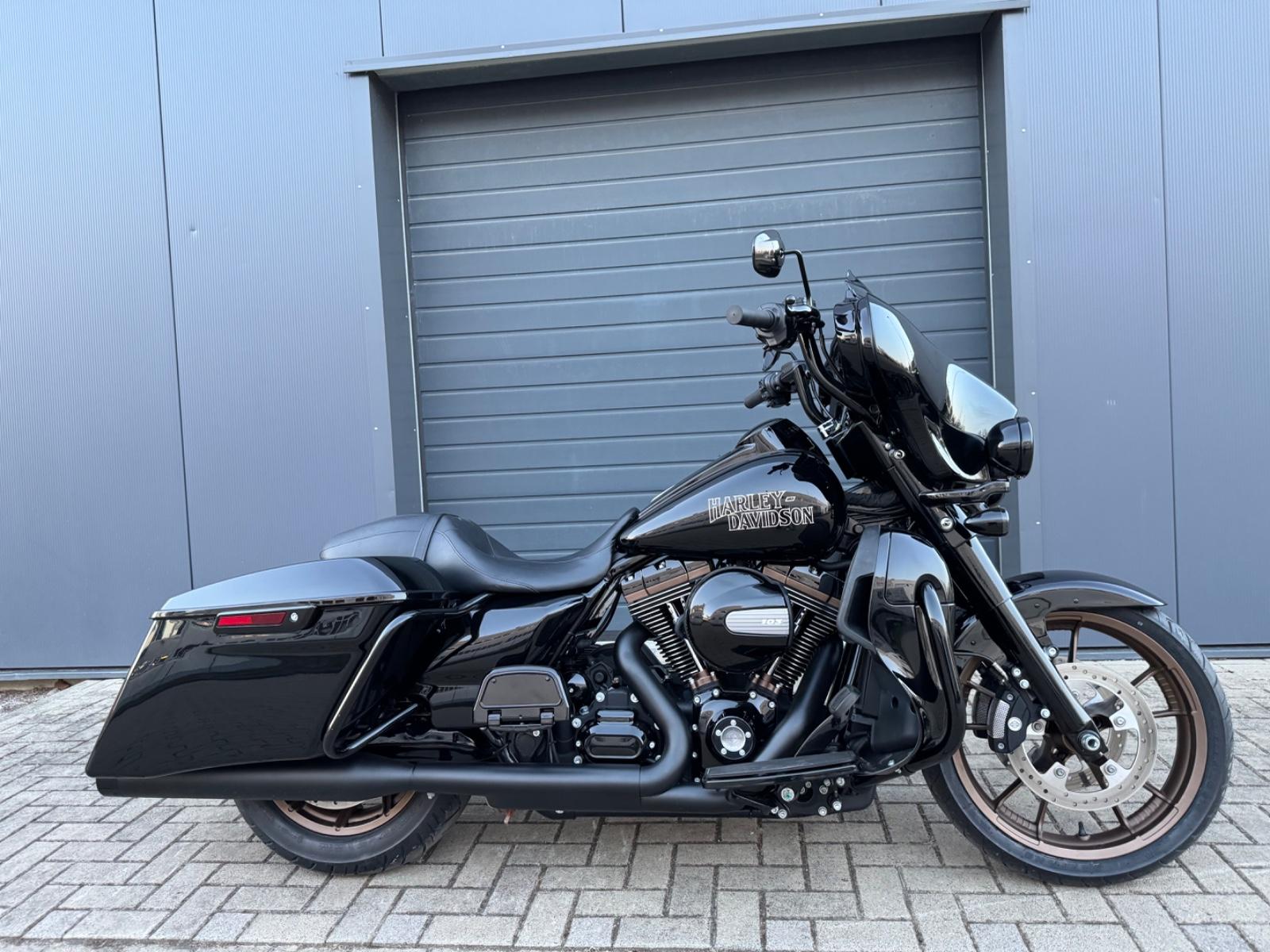 Harley-Davidson FLHTK Street Glide Ultra Limited 103 ABS