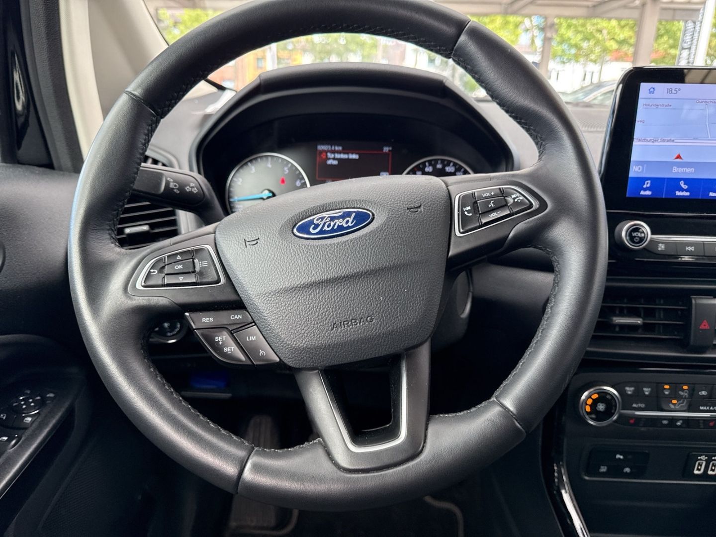Fahrzeugabbildung Ford EcoSport Titanium X Kamera Ganzjahresreifen Wint
