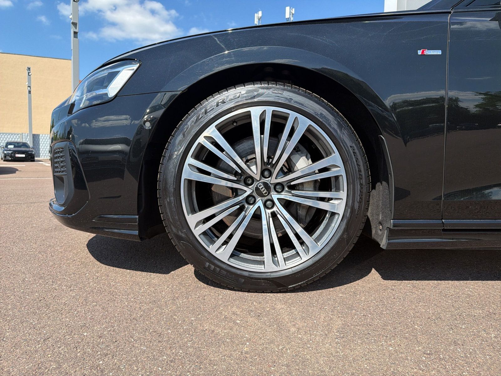 Audi A8 - Bild 7