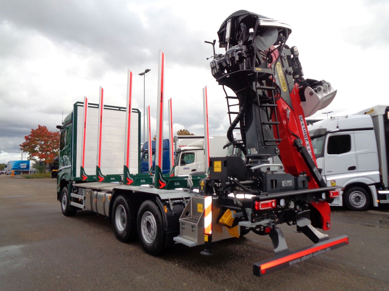 Fahrzeugabbildung Mercedes-Benz Arocs 2551 L 6x2/4 HAD Palfinger Epsilon TZ12