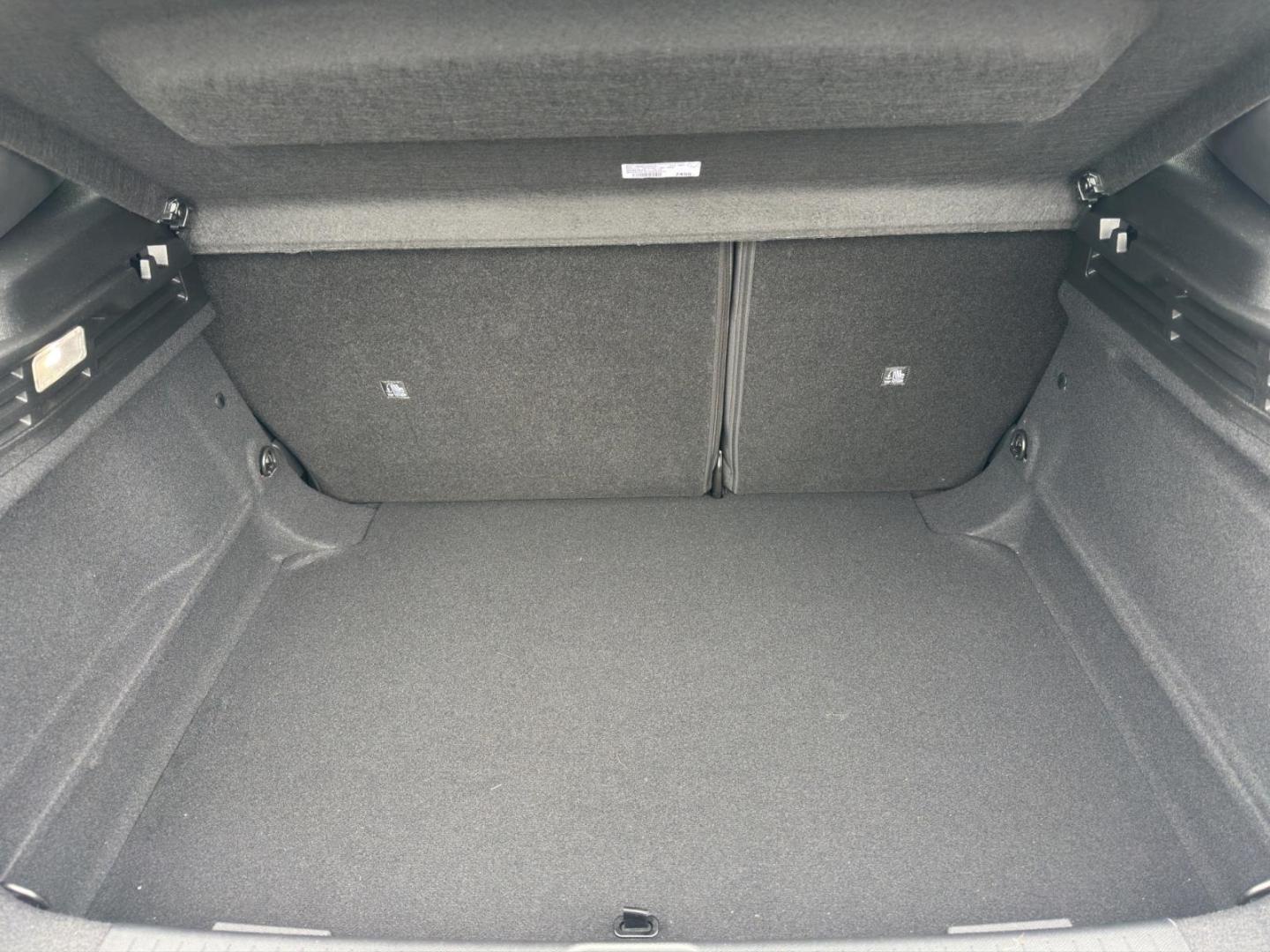 Opel Astra 5- Türer Edition PDS vorne/ hinten LM-Räde