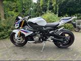 BMW S1000R