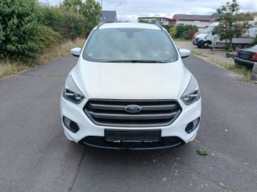 Ford Kuga - 4