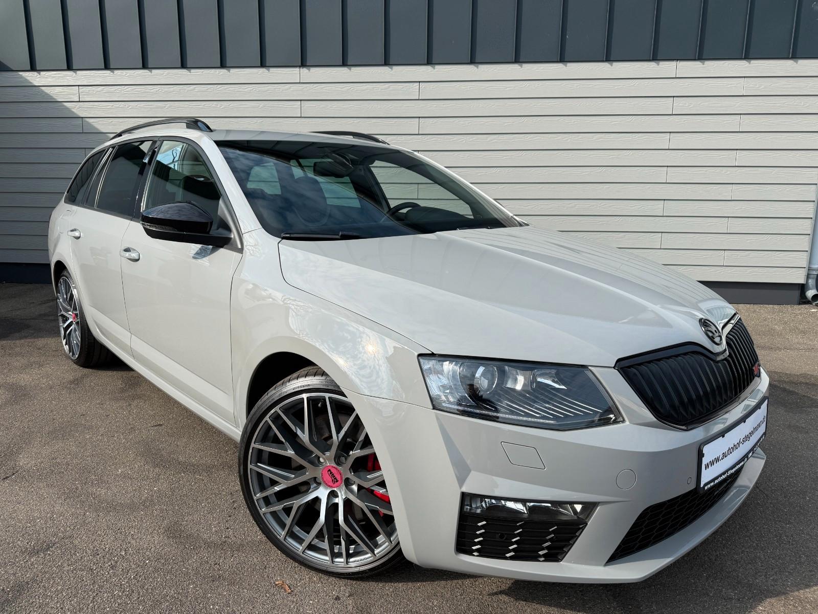 Skoda Octavia Combi RS