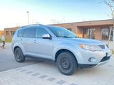 Mitsubishi Outlander 2.2 DI-D Instyle Instyle - Mitsubishi Outlander Instyle mit Diesel-Antrieb