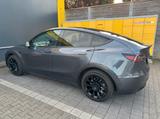 Tesla Model Y Long Range Dual Motor AWD Long Range  - Tesla Model Y in Duisburg