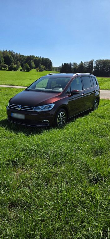Image of Volkswagen Touran
