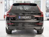 Volvo XC60 2.0 Plus Black Edition Recharge Plug-In Hyb - Volvo XC60: Schwarz