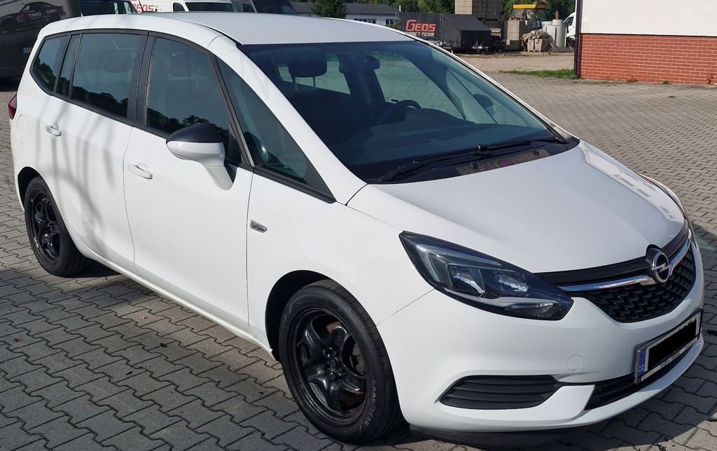 Image of Opel Zafira Tourer