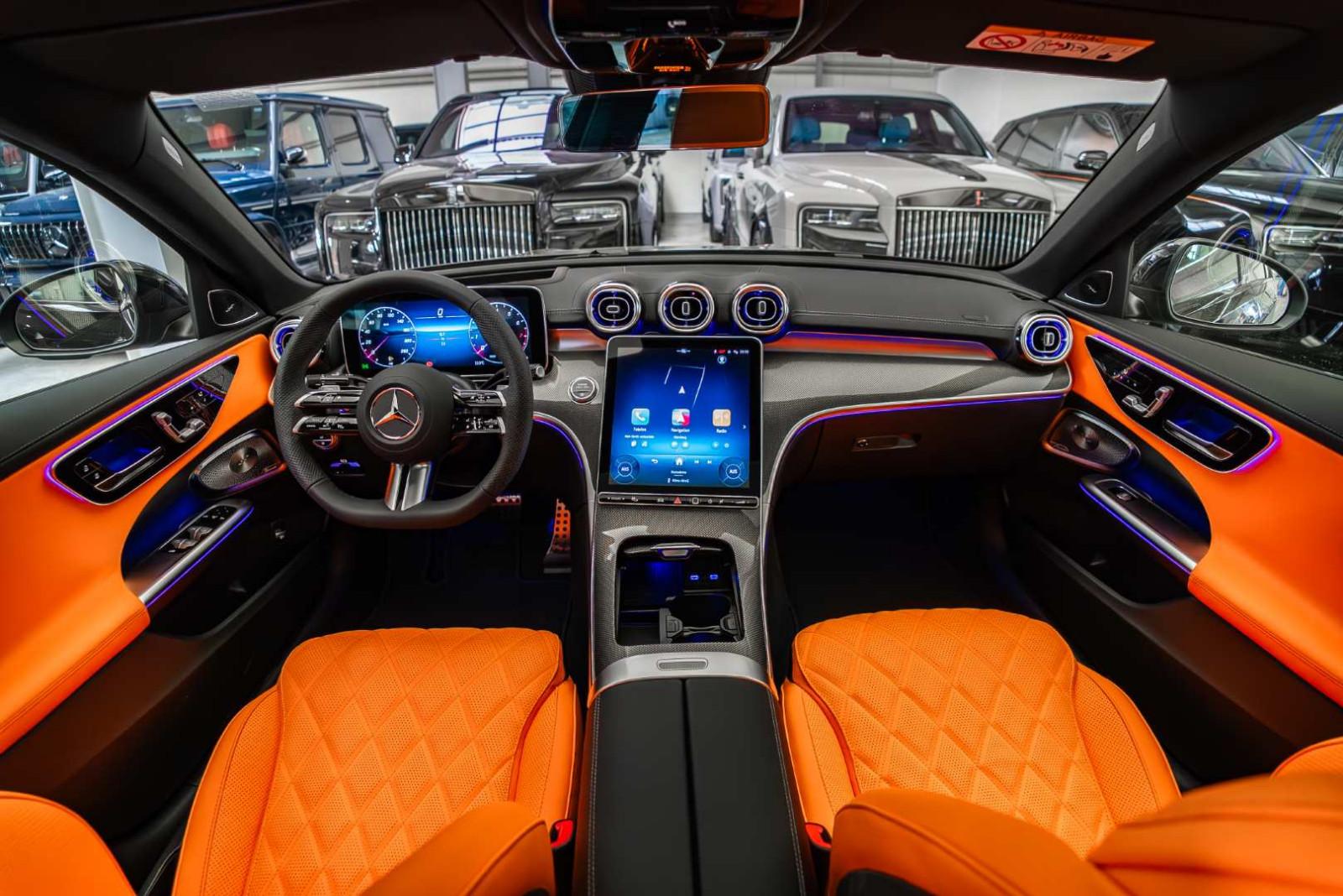 Mercedes-Benz C 200 AMG Line / Nappa Orange / German / 2026