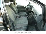 Volkswagen Touran 2.0 TDI Highline DSG Panorama STH AHK - VW Touran Gebrauchtwagen in Düsseldorf