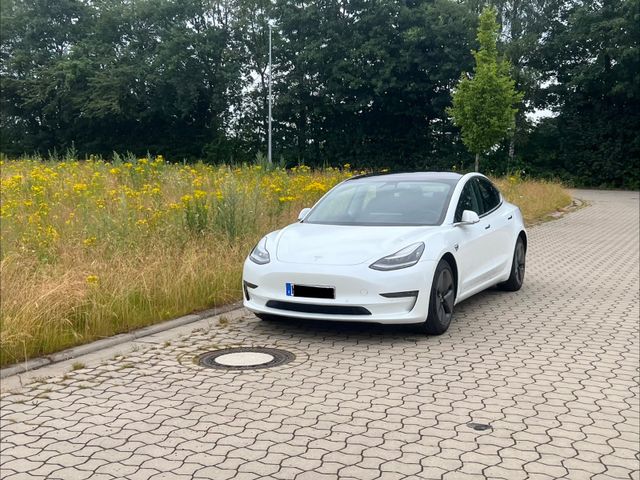 TESLA Model 3 Long Range RWD 8fach  AHK unfallfrei